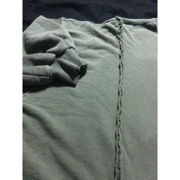 We The Free Distressed Sweatshirt Green Raw Hem Long Sleeve Casual Women Sz M - Picture 9 of 14